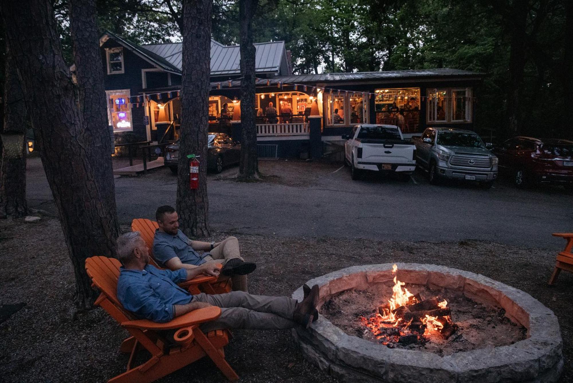 The Wanderoo Lodge Eureka Springs Bagian luar foto
