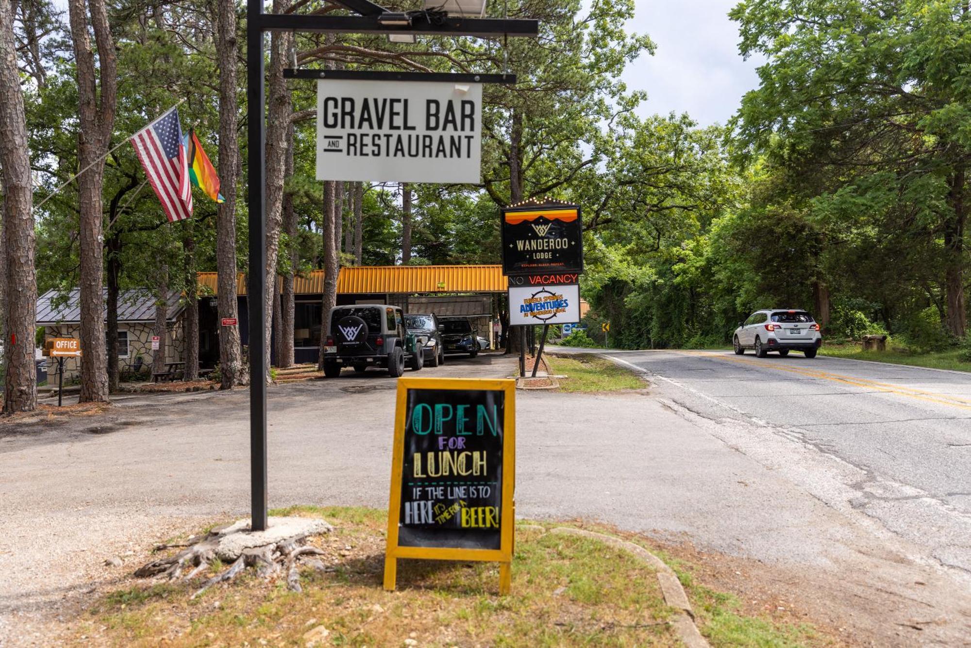 The Wanderoo Lodge Eureka Springs Bagian luar foto