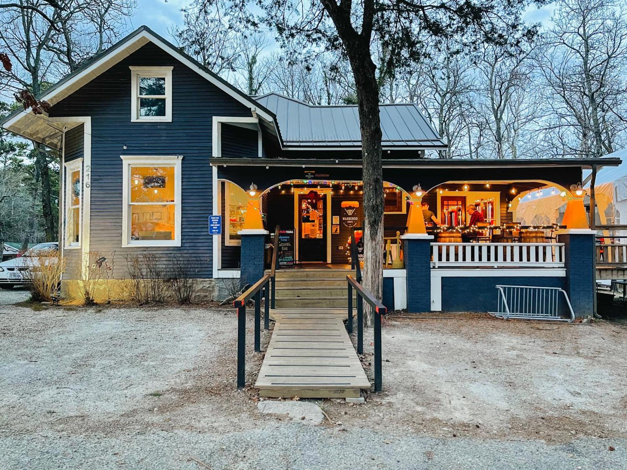 The Wanderoo Lodge Eureka Springs Bagian luar foto