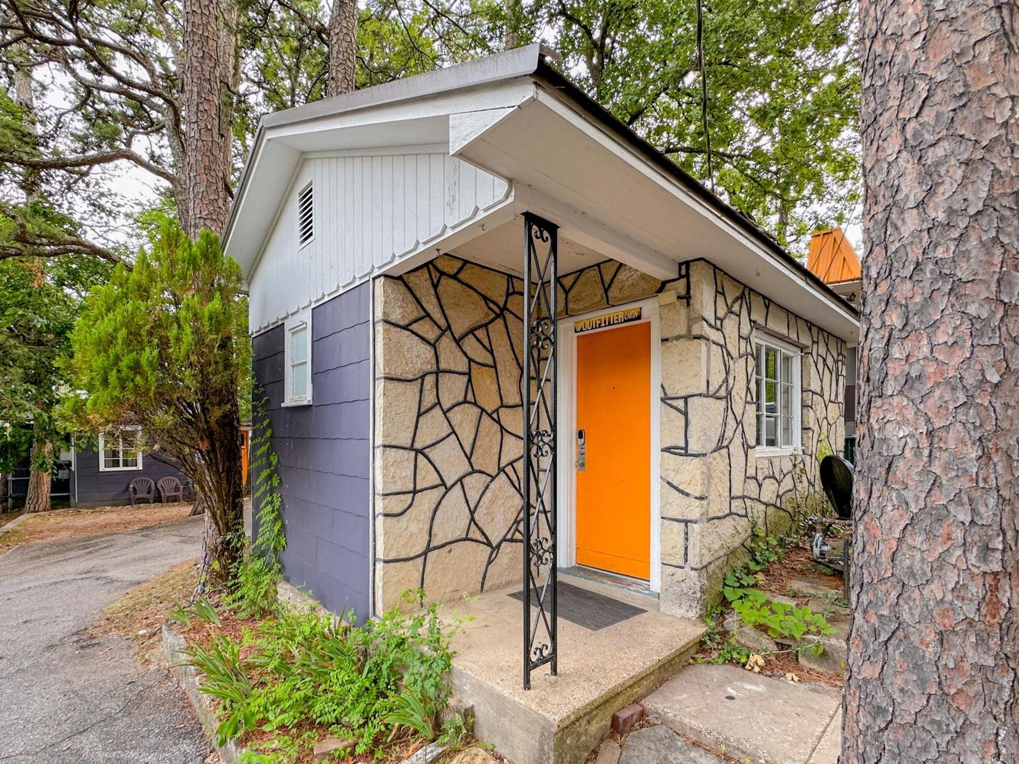 The Wanderoo Lodge Eureka Springs Bagian luar foto