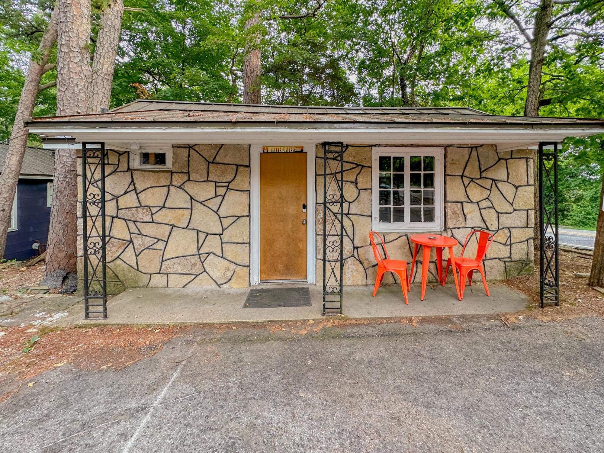 The Wanderoo Lodge Eureka Springs Bagian luar foto