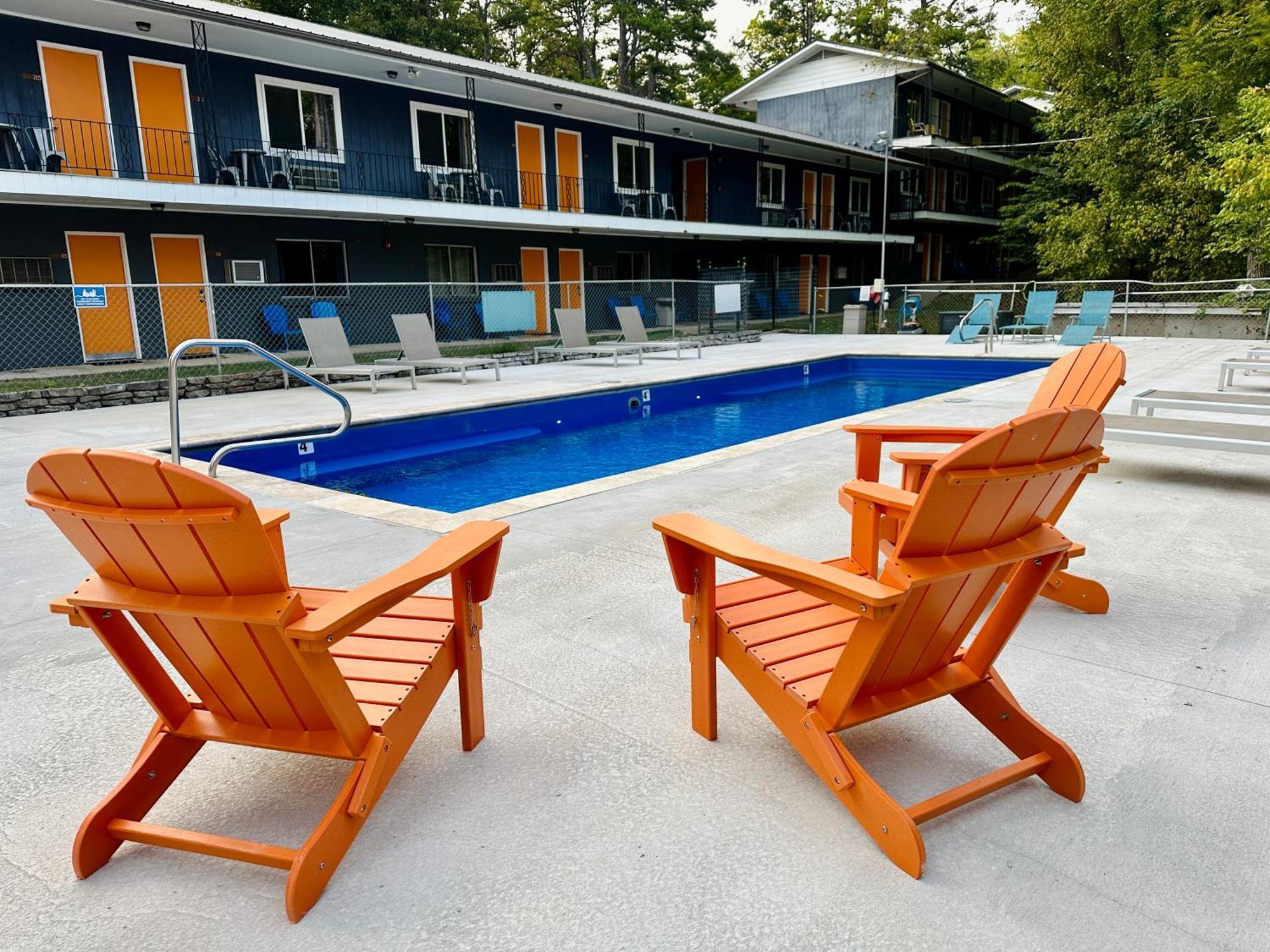 The Wanderoo Lodge Eureka Springs Bagian luar foto